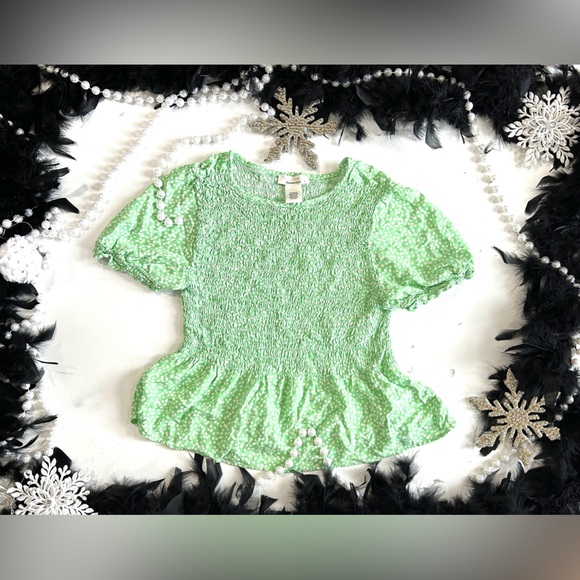 Smocked Crop top - Mint Green - Picture 2 of 2